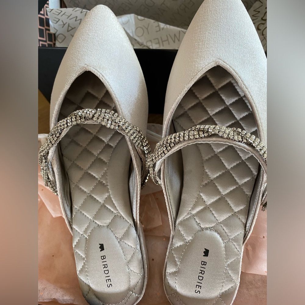 Birdies mule shoes “The Swan” snow crystal bracelet.